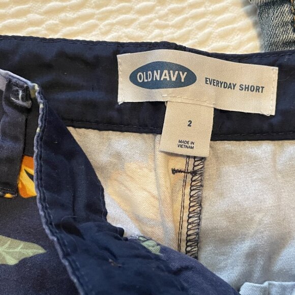 Two Old Navy shorts - size 2, preloved - Picture 5 of 5